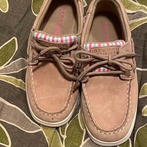 Girls size 1 Sperry shoes